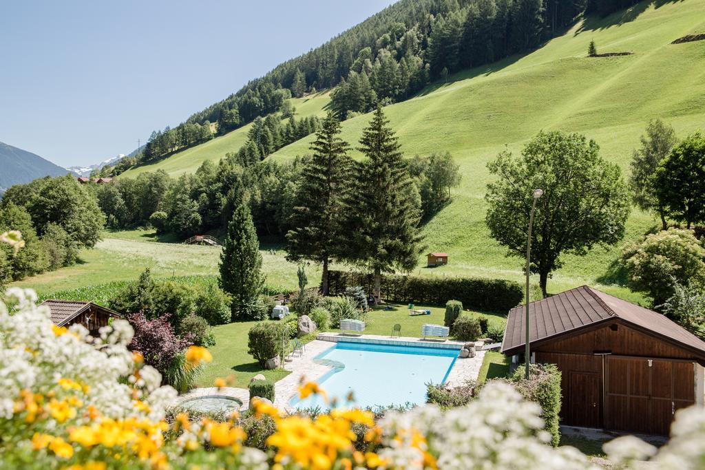 Alpine Life Hotel Anabel カディピエトラ エクステリア 写真